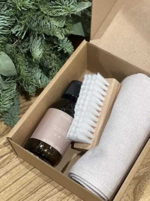 Flattered - Shoe Cleaning Set
