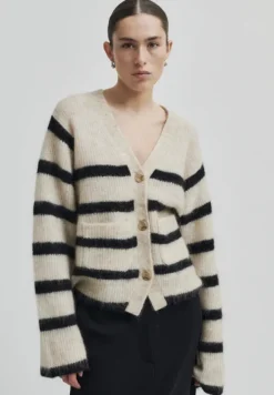 Ovalis neuletakki, brazilian sand