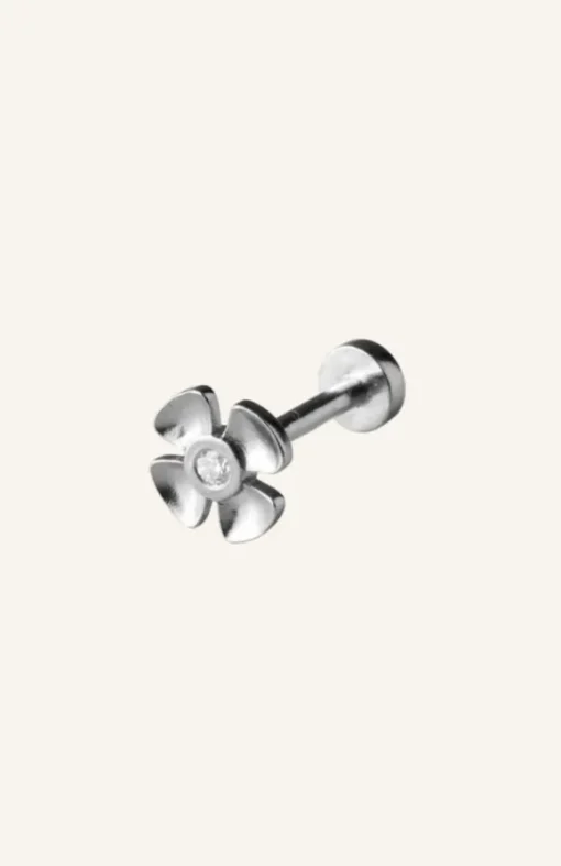 Pernille Corydon - Anemone Helix Piercing, hopea