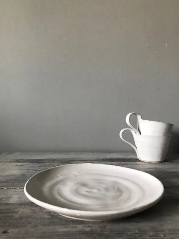 Tuias - Keraaminen leipälautanen, valkoinen