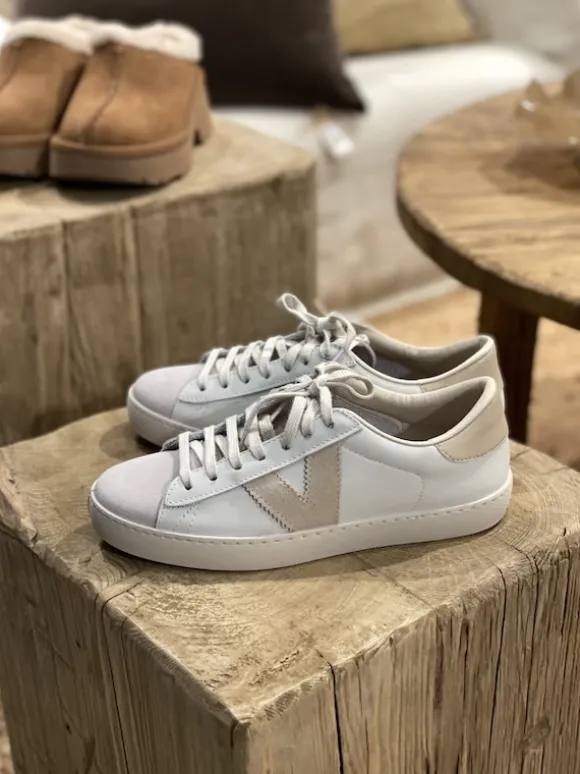 Victoria - nahkatennarit, hielo